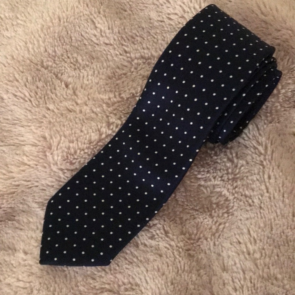 Thin Navy Blue Tie with White Polka Dots